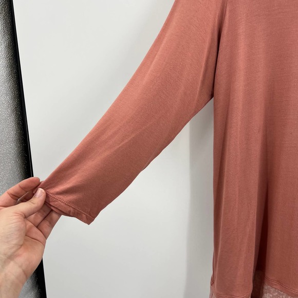 LOGO Lori Goldstein Light Tunic Blouse Quarter Sleeve Scoop Neckline Women Large - Picture 9 of 9